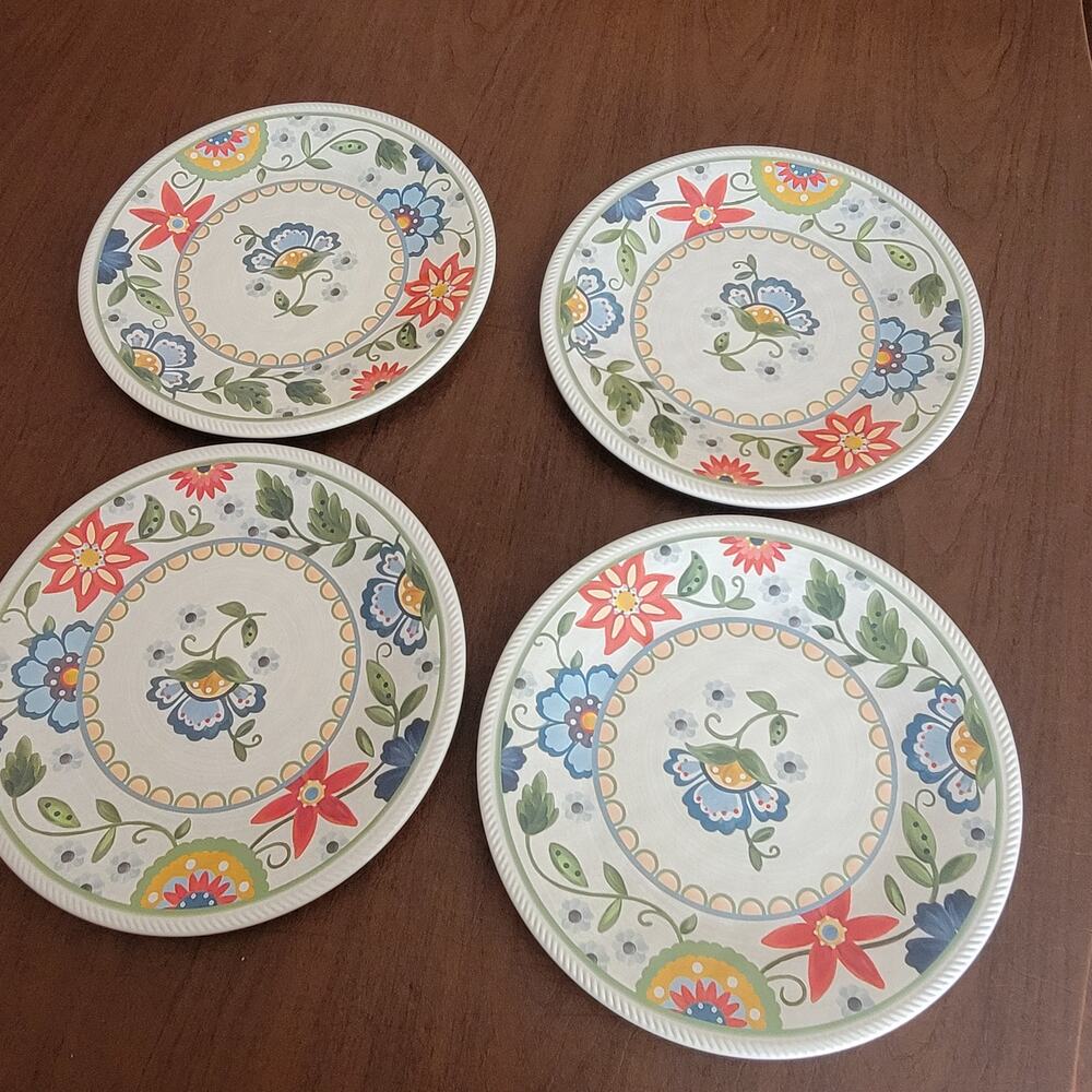 Threshold Melamine  Dinner Floral design Plates set of 4 Target Perfect shape